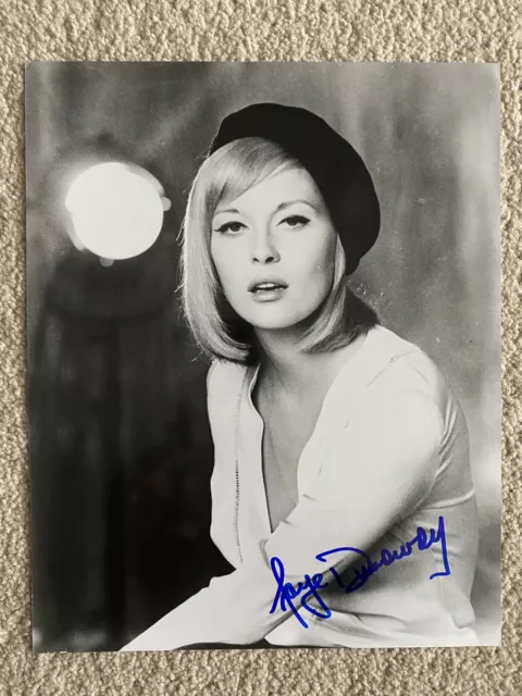 Faye Dunaway 10" x 8" Black & White SIGNED Photograph 100% Authentic Signature