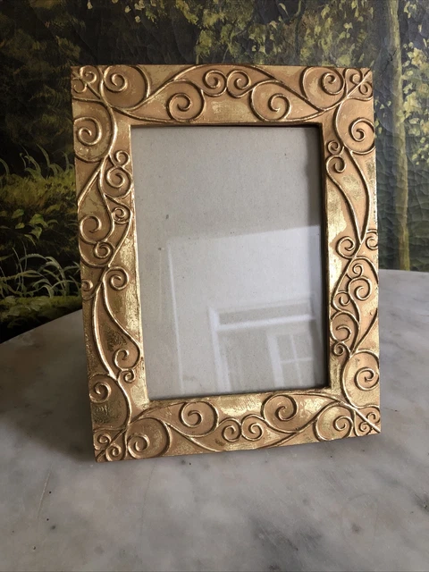 Gorgeous ￼Brass Photo Frame 7,5” X 9,5”  Gold Tone Heavy