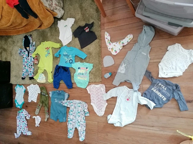 Unisex baby vests 0-3 months bundle bottoms hat tops bodysuits