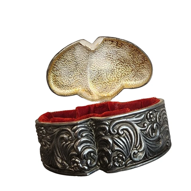 Art Deco Victorian Beautiful Ornate Heart Silver Jewelry Small Metal Box Vintage
