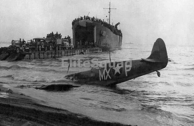 WW2 Picture Photo D-Day Normandy 1944 Spitfire US Fighter Squadron 0586