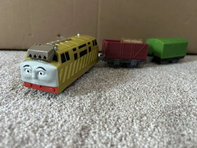 THOMAS THE TANK Engine & Friends Motorized Trackmaster Revolution ...