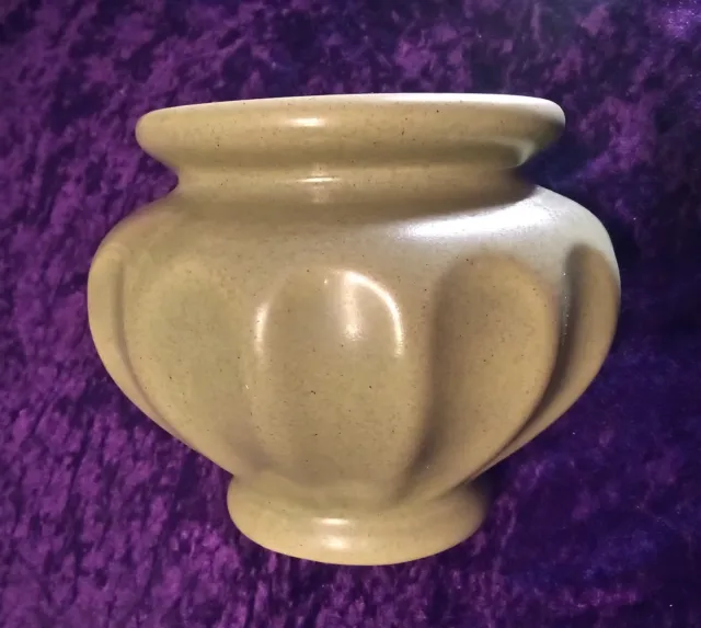 Vintage Haeger Matte Green Speckled Pottery USA Pedestal Footed Planter 5.25" H