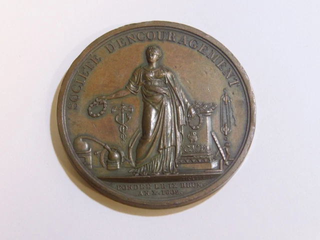 MÉDAILLE EN ARGENT Société Nationale D'encouragement Au Bien M