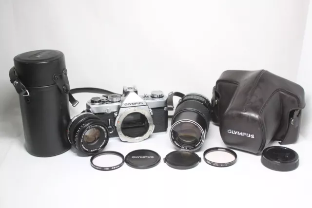 Appareil photo argentique Olympus OM-1 + objectif Auto-S 50 mm F/1.8 + zoom...