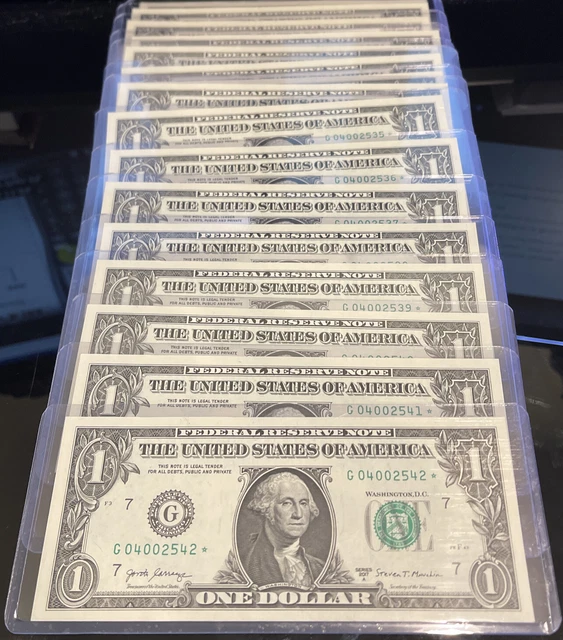 ONE (1) ✯ STAR NOTE SEQUENTIAL 2017A $1 DOLLAR BILL UNC CRISP from "G" BEP PACK
