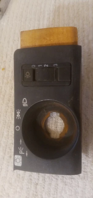 Genuine Mercedes Headlight Switch Knob – W124 W126 R129 W201 W202, 1979-2001, A2025450081
