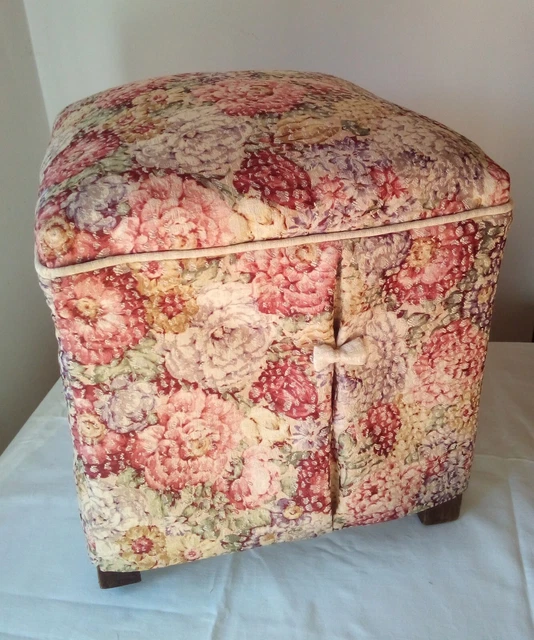 Bellissimo Pouf / Sgabello Imbottito Della Seconda Meta' Del '900.