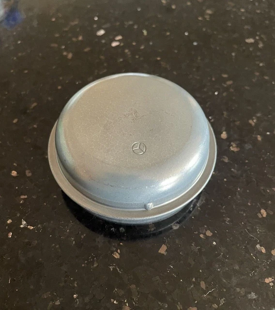 MERCEDES W201 W124 w126 front axle wheel bearing dust cover cap