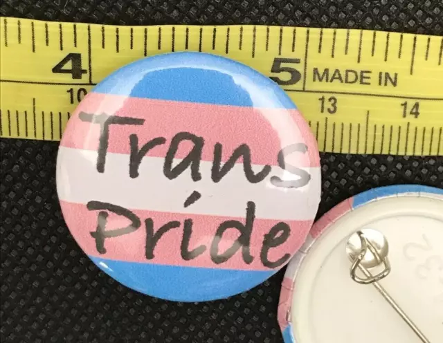 Trans pride Transgender Pride Flag 32mm Pin Badge Gender 🏳️‍⚧️