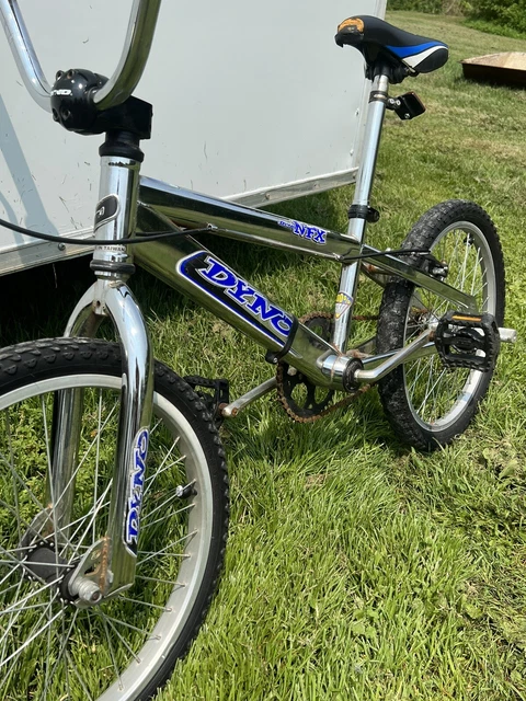 Poignées De Vélo GT BMX Noires - Old School Dyno Air Performer Stamp - Avec Embouts