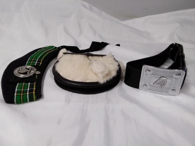 Reggimento irlandese Glengarry, Sporran e cintura