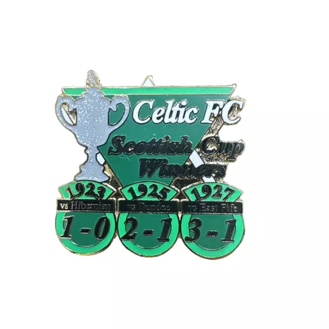Celtic Pin Badge Scottish Cup winners 1923 1925 1927 metal enamel quality