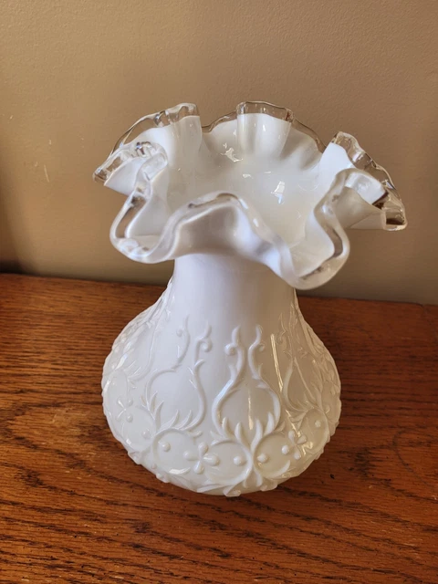 Vintage Fenton Silver Crest Spanish Lace Vase Ruffle Simply Gorgeous 😍