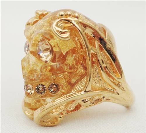 Alexander McQueen Large Skull Ring 13 / M BOXED Perfect Gift & Auth Alexander McQueen Large Skull Ring 13 / M BOXED Perfect Gift & Auth