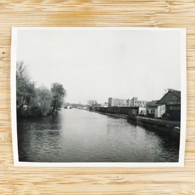 Kenosha Wisconsin Fox River Photo 1940s Vintage Railroad Train Snapshot WI C2906