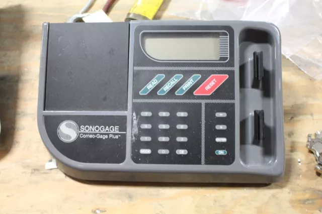 Sonogage Corneo-Gage Plus Corneal Pachymeter Sonogage Corneo-Gage Plus Corneal Pachymeter