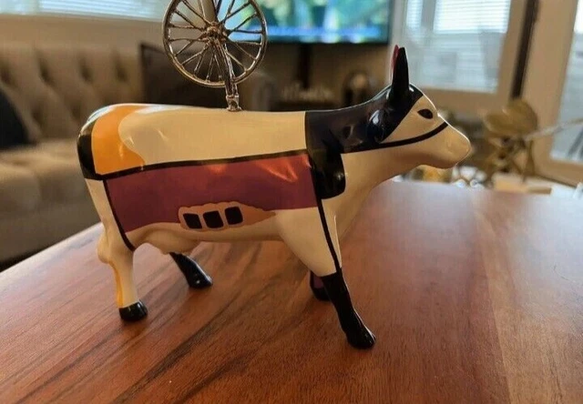 Cow Parade "Mooma" Cow - 2001 #9175 - W/ Tag - !Very Rare! - Read Description