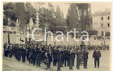 1930 ca ROMA Banda musicale della GUARDIA PALATINA in processione Foto SANGIORGI