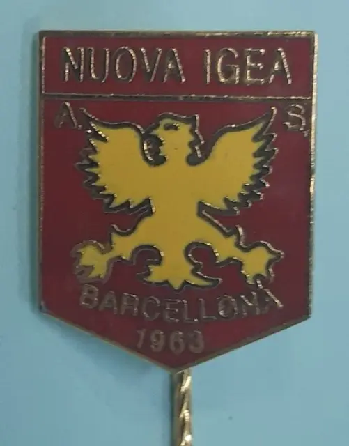 Distintivo calcio ⚽ A. S. NUOVA IGEA  ⚽ BARCELLONA spilla MESSINA pin SICILIA