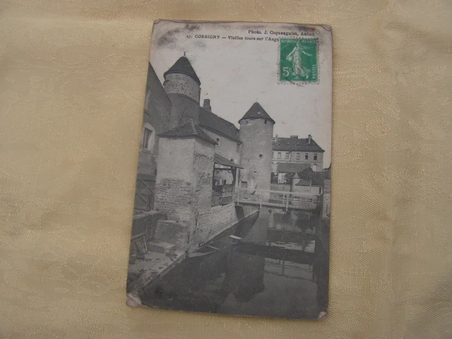 carte postale   corbigny   vers 1900  l'anguisson vielle tour