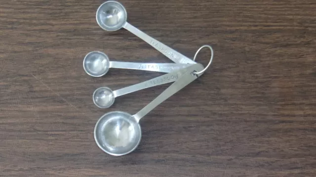 Basic Ingredients By AMCO Set of 4 Measuring Spoons Stainless Steel #528 Keyring
