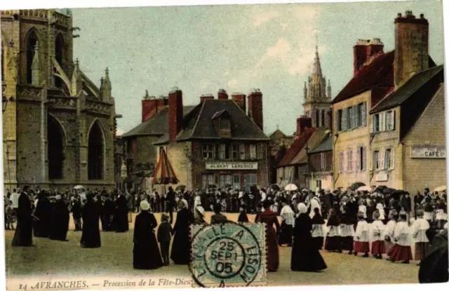 CPA AVRANCHES - Procession de la Fete-Dieu (209347)