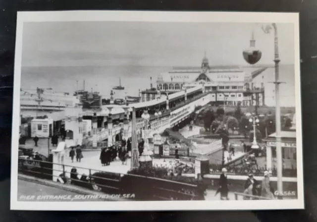 Photo Postcard Of Southend On Sea, Pier Entrance, Essex Local History