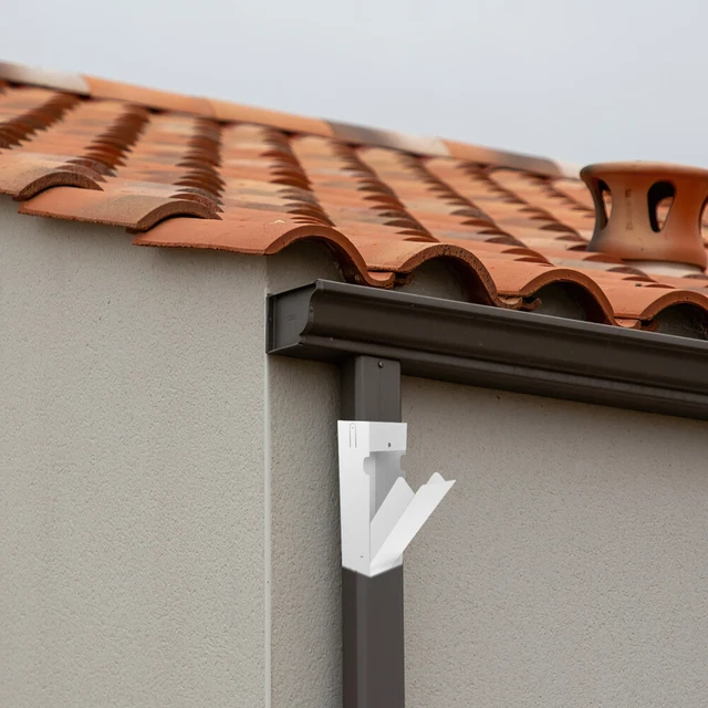 Grondaia Per Camper A Forma Di J - 10 Metri In Gomma Autoadesiva | Per Camper, Camion E Barche - Bianco - Foto 11