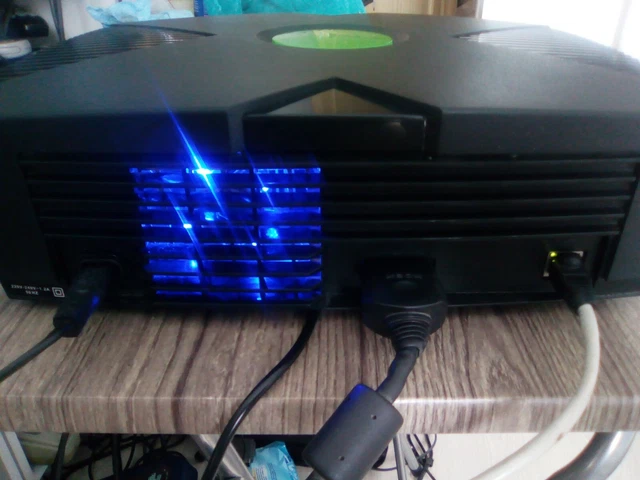 Consola Microsoft Xbox One De 1 Giga -sin Mando