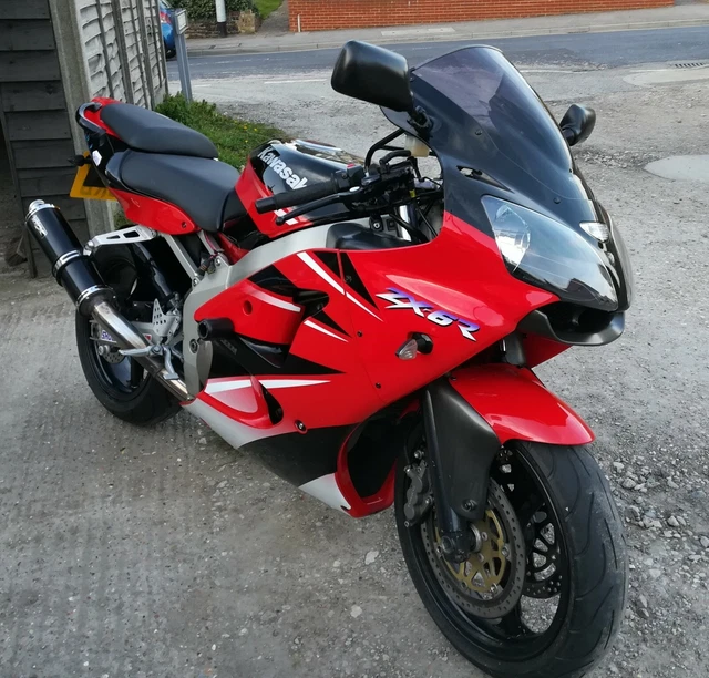 KAWASAKI NINJA ZX6R 600 2001 Red/Black 31000 miles 12mth mot