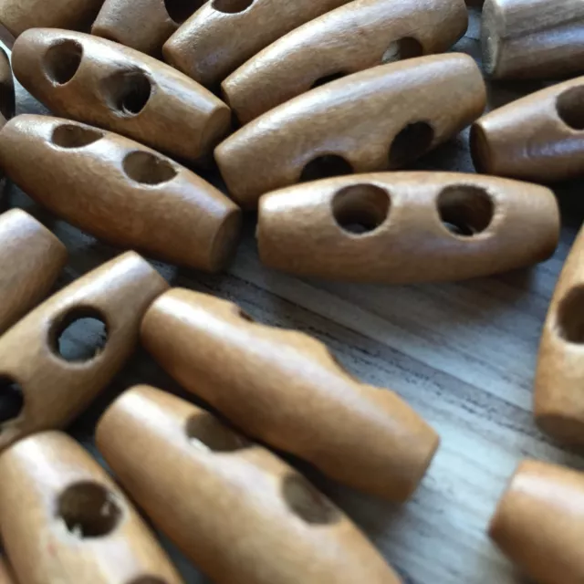 TOGGLES  WOOD X 5      TWO HOLE NATURAL WOODEN    20MM to 50MM