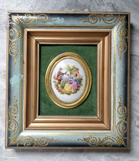 Médaillon Ancien En Porcelaine De Limoges - Scène Champêtre, Diamètre 4,9 Cm, Occasion