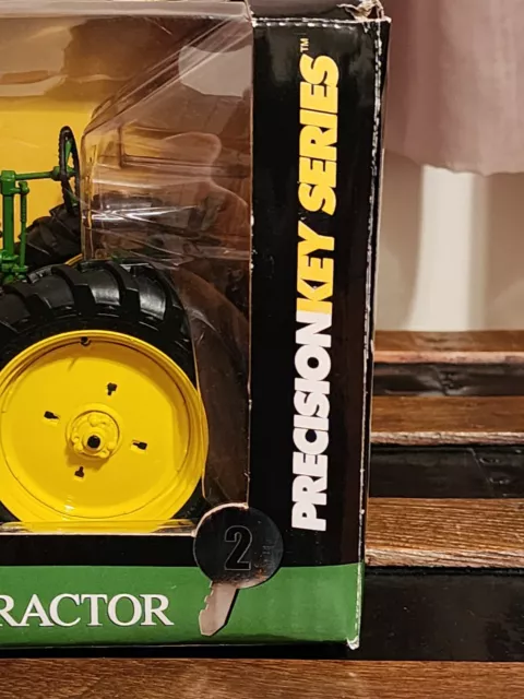 Ertl Precision Key Series #2 John Deere Model G 1:16 Scale Tractor 3