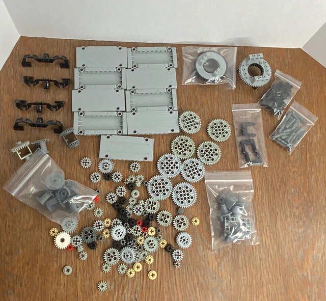 LEGO TECHNIC MINDSTORMS NXT RCX Motor Gear Panels Gears Train Railroad