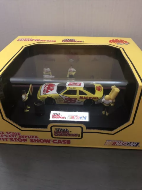 1994 Racing Champions Ernie Irvan Mac Tools Pit Stop Showcase 1/43