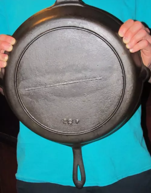 Rare Large 14" Cast Iron Skillet Gate Mark "Fancy Handle" Sits 99.9% Flat! NICE!