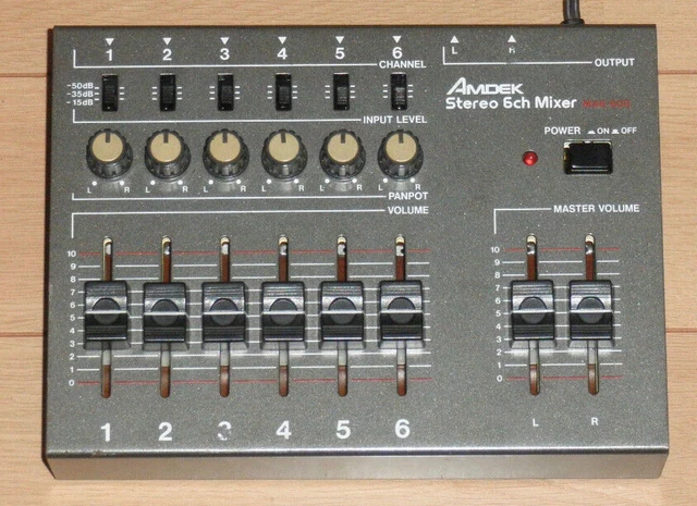 ROLAND AMDEK MXK-600 Stereo 6 Channel Vintage Analogue Mixer