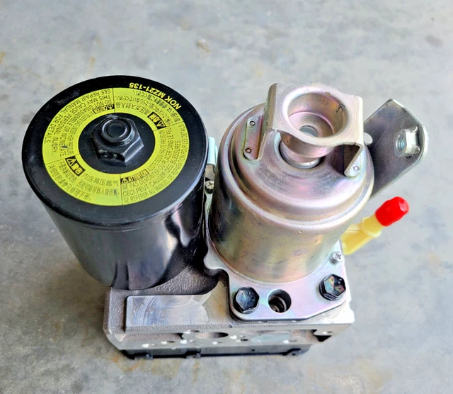 ABS ANTI LOCK Brake Pump Actuator 20042009 Toyota Prius 4451047050