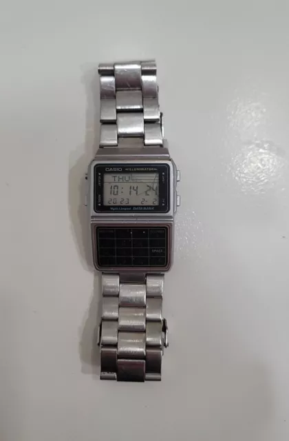 ViNTAGE CASiO 563 DBC-600 DATA BANK DiGiTAL CALCULATOR WATCH  **FOR PARTS -