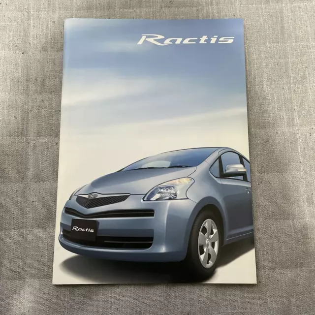 Toyota Ractis Catalog