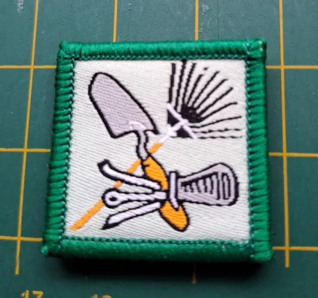 Old System Australian Cub Scout Merit Badge -  Gardening Level 1 White backing