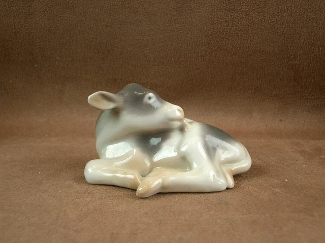 Superbe Sujet En Porcelaine De Royal Copenhague Copenhagen Veau Bing Et Grondhal