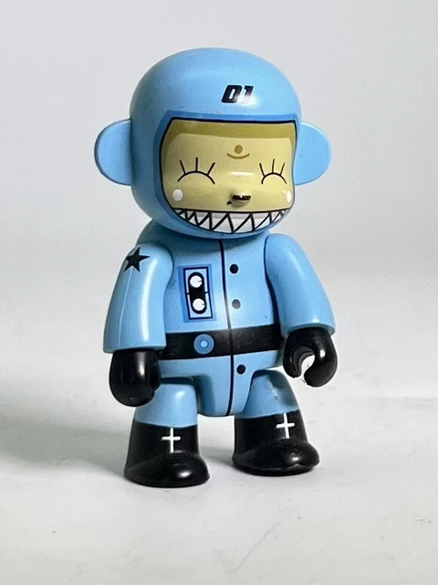 Rare Dalek Spacebot 909 Qee Series 1 Vinyl Figure Designer Urban Art Toy Toy2R