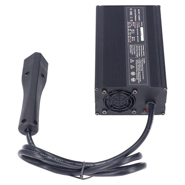 Batteria Club Car 48V 15A 900W Buona dissipazione del calore spina USA 110V