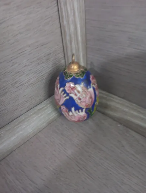 Cloisonne Enamel Vintage Egg Ornament 3.75" Gold Brass Wire Floral Design Easter