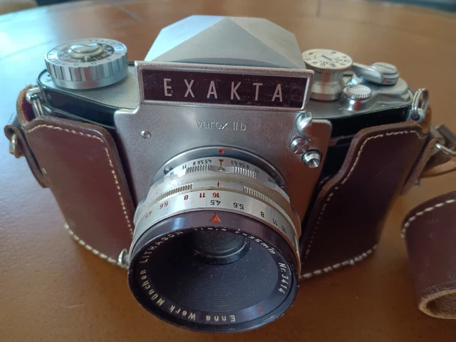 Vintage EXAKTA Varex IIb Camera w/ Lithagon f4.5 35mm Lens & Leather Case