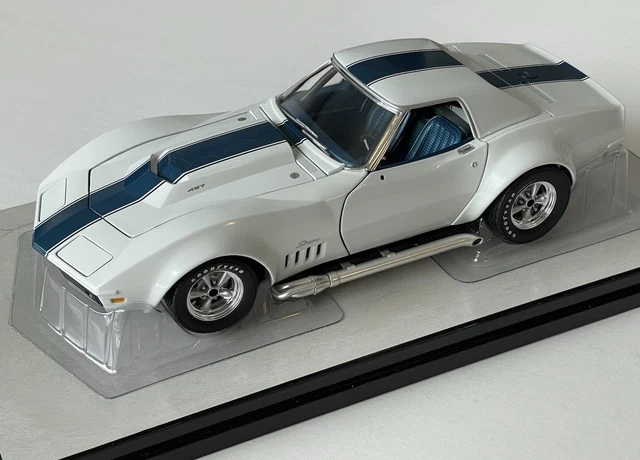1/18 CAROUSEL 1 - 1968/1969 GM Test Car Corvette L88 - #4603