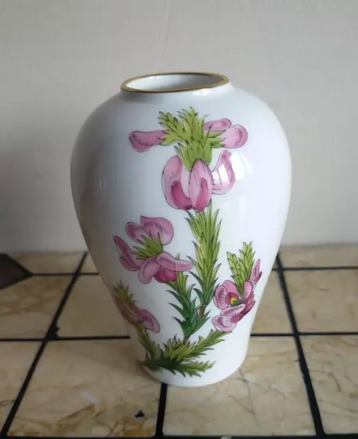 VINTAGE FINE BONE CHINA SPODE VASE  10cm - GILT TRIM, FLORAL PATTERN