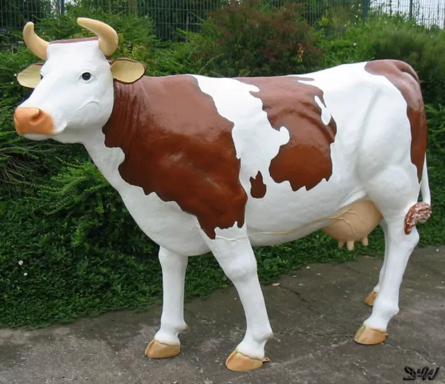 KUH ZENZI lebensgroß braun weiß GFK Deko Garten Tier Figur COW Bauernhof Werbung
